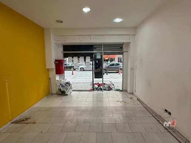 Loja para alugar, no bairro Centro em Petrópolis