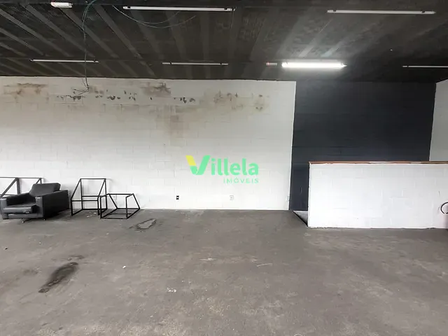 Loja com 125m², à venda, no bairro Jardim Caiubi em Itaquaquecetuba