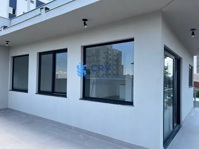 Loja com 685m², para alugar, no bairro Vila Ipiranga em Londrina