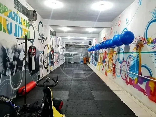 Loja com 125m², para alugar, no bairro Jardim Maria Amália em São Paulo