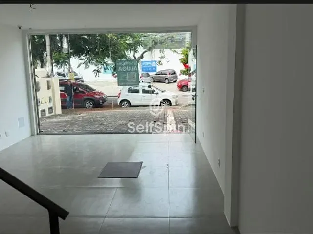 Loja para alugar, no bairro São Francisco em Niterói