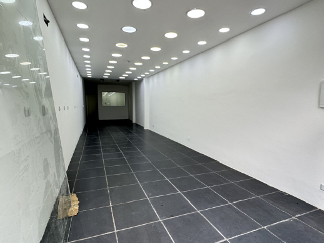 Loja com 70m², para alugar, no bairro Santo Amaro em São Paulo