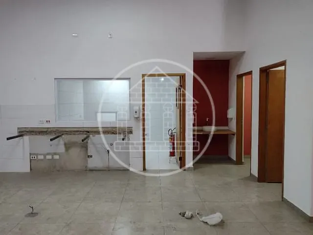 Loja com 125m², para alugar, no bairro Cidade Dutra em São Paulo