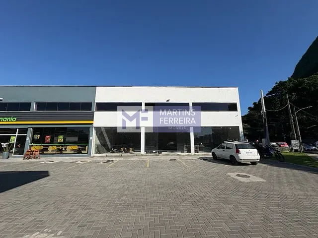Loja com 180m², para alugar, no bairro Vargem Pequena em Rio de Janeiro
