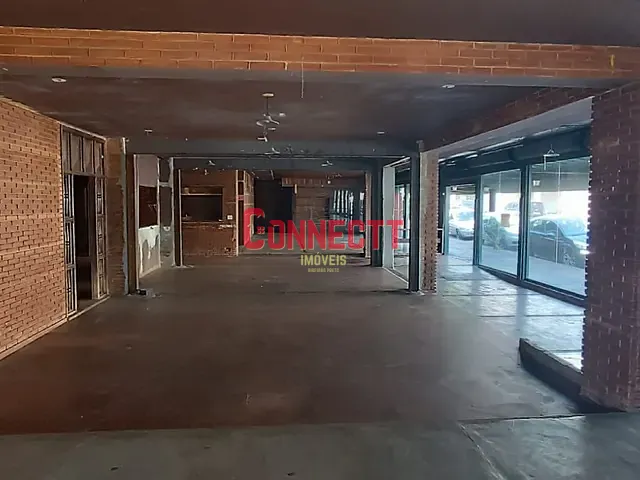 Loja com 540m², à venda, no bairro Vila Seixas em Ribeirão Preto