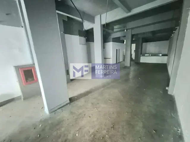Loja com 256m², à venda ou para alugar, no bairro Humaitá em Rio de Janeiro