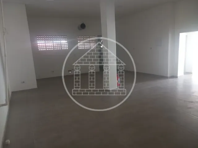 Loja com 90m², para alugar, no bairro Vila das Belezas em São Paulo
