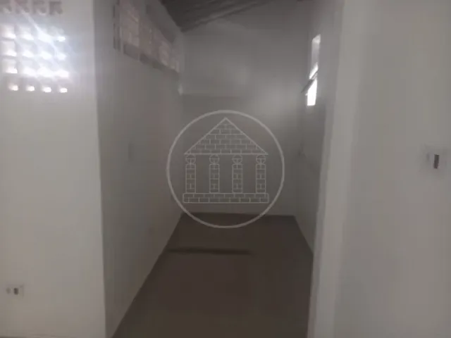 Loja com 90m², para alugar, no bairro Vila das Belezas em São Paulo