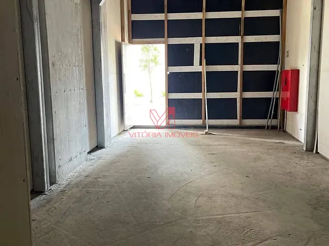 Loja para alugar, no bairro Enseada do Suá em Vitória