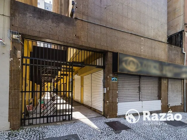 Loja para alugar, no bairro Centro em Curitiba