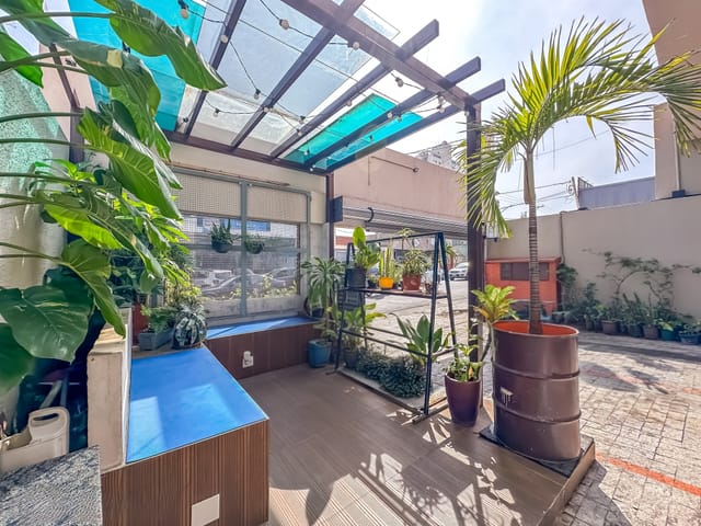 Loja com 265m², à venda, no bairro Vila Dom Pedro I em São Paulo