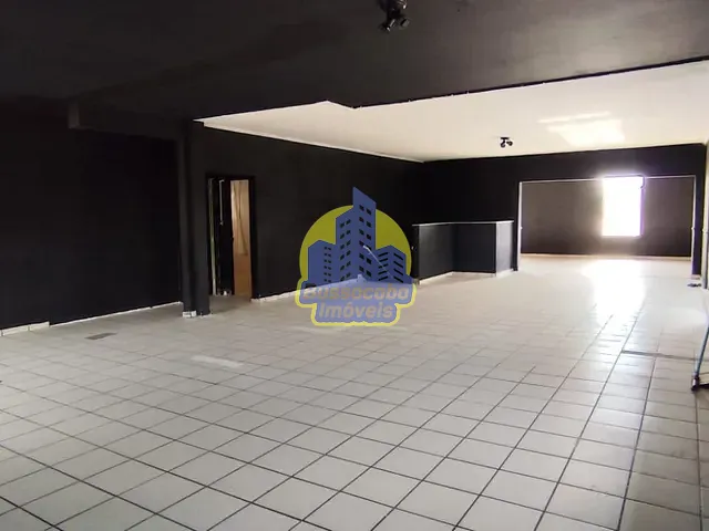 Loja com 200m², para alugar, no bairro Umuarama em Osasco