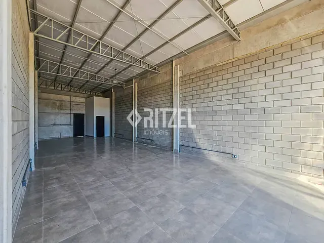 Loja com 180m², para alugar, no bairro Centro em Portão