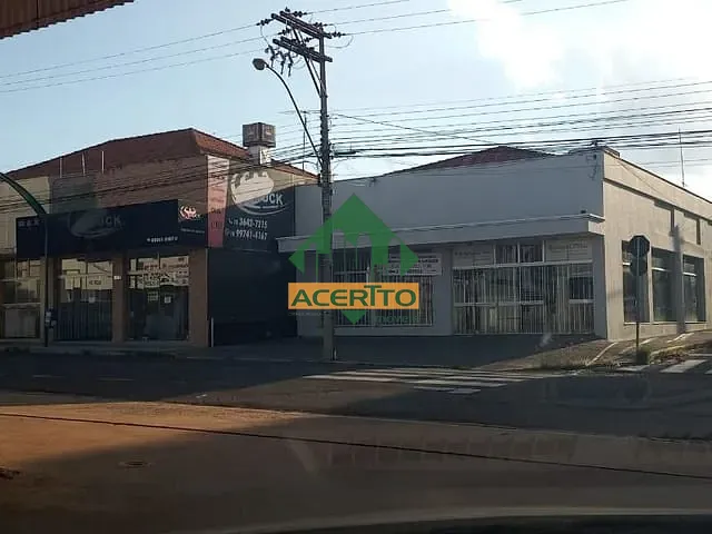 Loja com 180m², para alugar, no bairro Centro em Birigüi