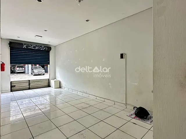 Loja com 28m², para alugar, no bairro São Benedito em Santa Luzia