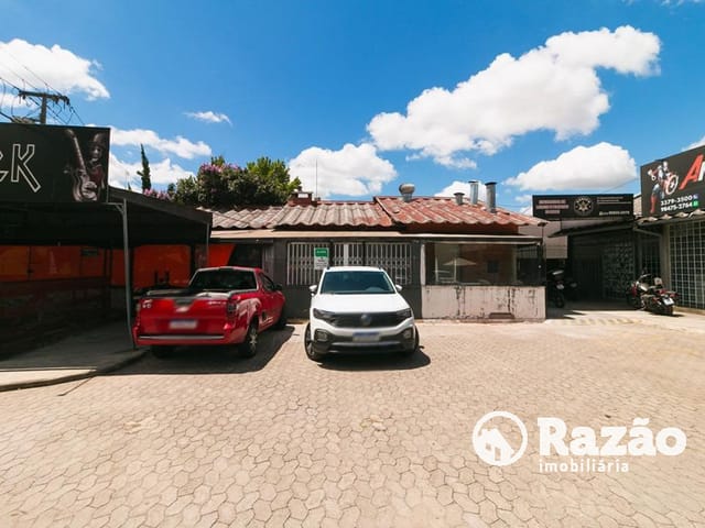 Loja para alugar, no bairro Xaxim em Curitiba