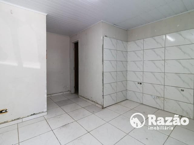Loja para alugar, no bairro Xaxim em Curitiba