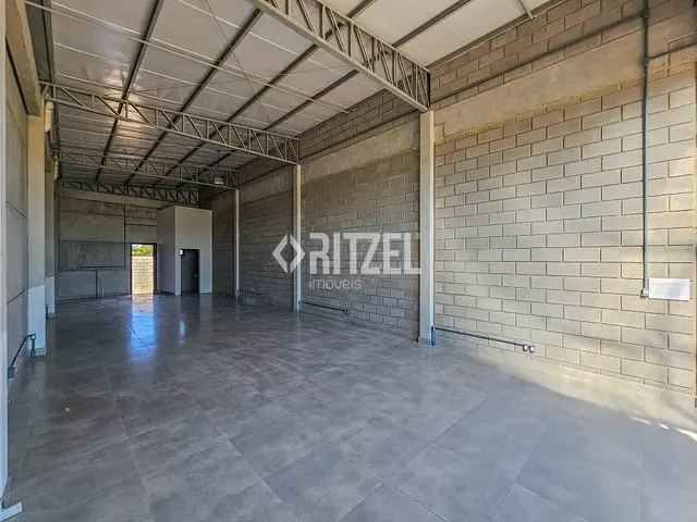 Loja com 180m², para alugar, no bairro Centro em Portão