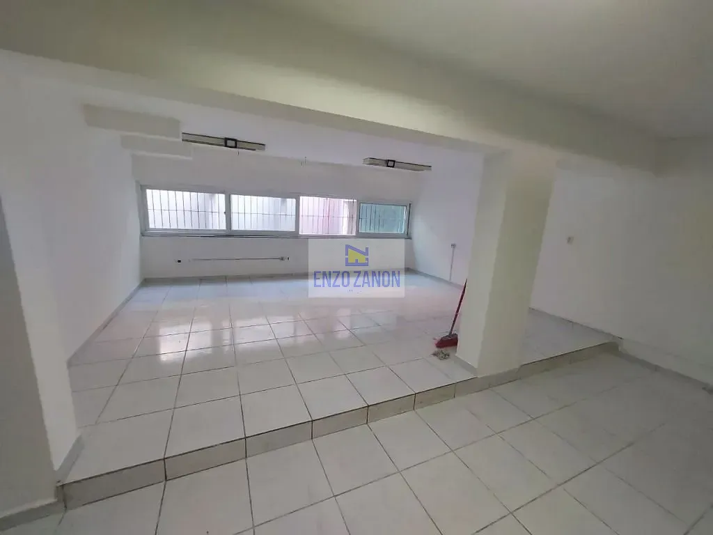 Loja-Salão, 560 m² - Foto 1