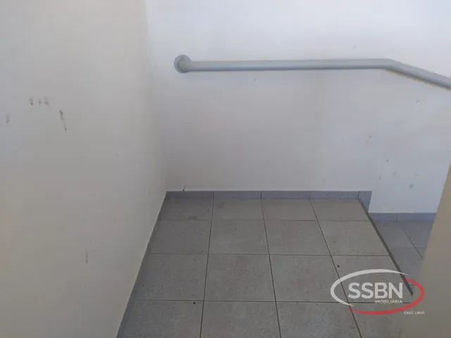 Loja com 100m², para alugar, no bairro Centro em Nova Odessa