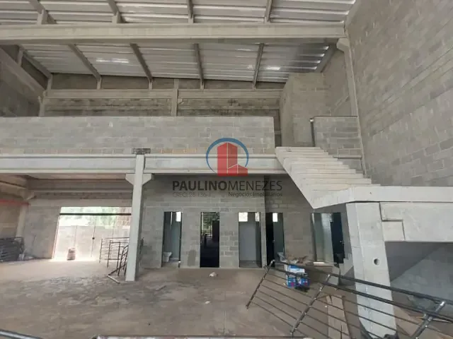 Loja com 422m², para alugar, no bairro Jardim Werner Plaas em Americana