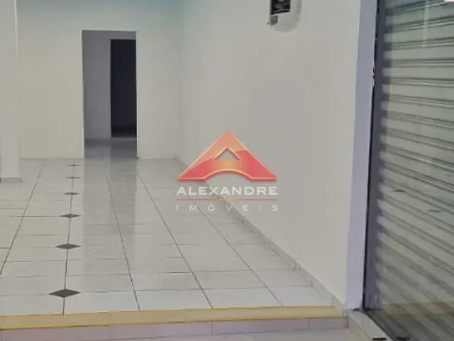 Loja com 392m², para alugar, no bairro Bosque dos Eucaliptos em São José dos Campos