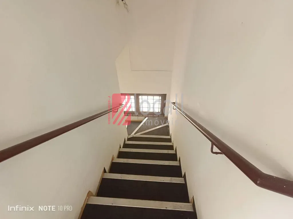 Loja / Salão / Ponto Comercial  para aluguel, 400m² — foto 7 de 22