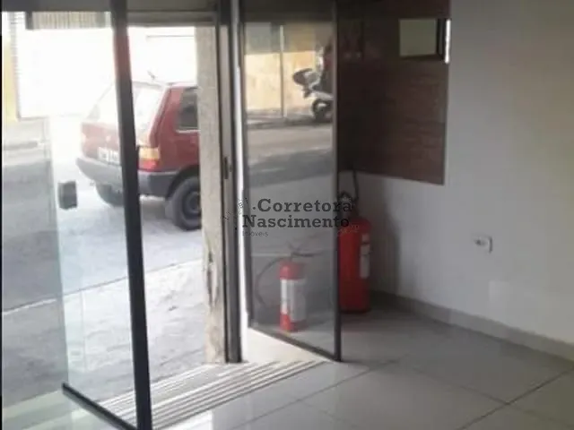 Loja com 22m², para alugar, no bairro Centro em Jacareí