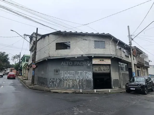 Loja com 228m², à venda, no bairro Vila Falchi em Mauá