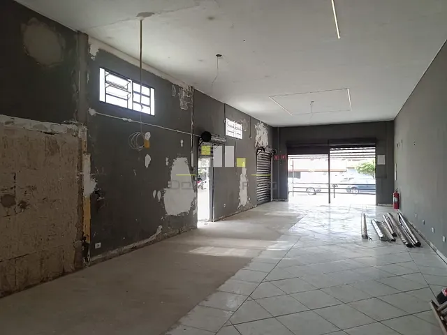 Loja com 210m², para alugar, no bairro Jardim João Paulo II em Sumaré