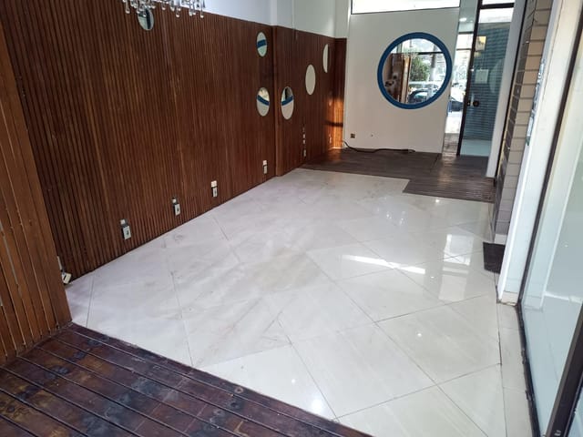 Loja com 90m², para alugar, no bairro Pinheiros em São Paulo