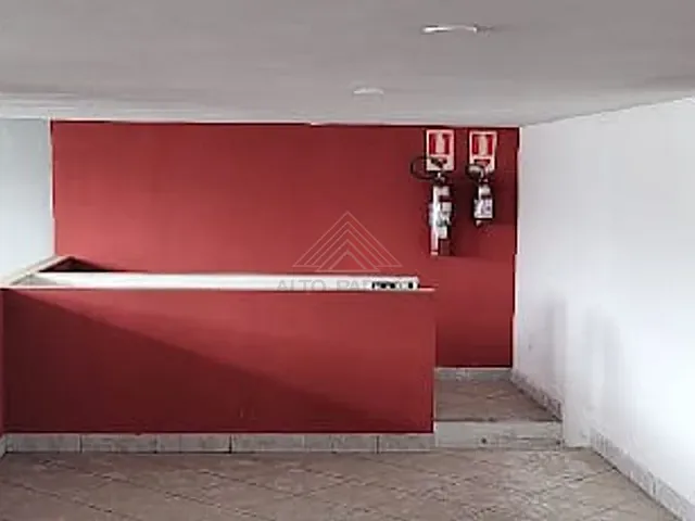 Loja com 930m², à venda, no bairro Matriz em Mauá