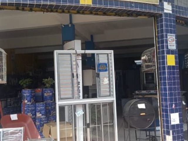 Loja com 330m², à venda, no bairro Jardim Munhoz Júnior em Osasco