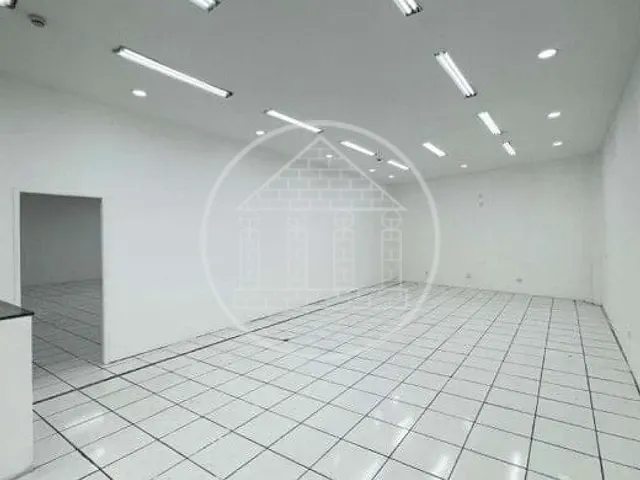 Loja com 400m², para alugar, no bairro Santo Amaro em São Paulo