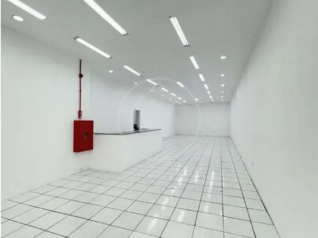 Loja com 400m², para alugar, no bairro Santo Amaro em São Paulo