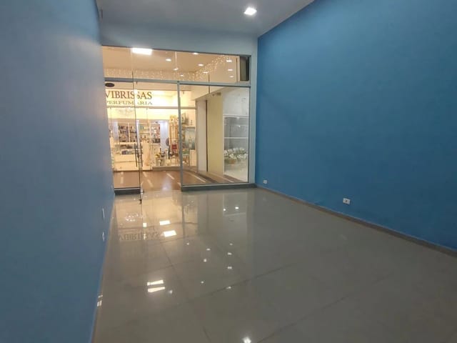 Loja com 20m², para alugar, no bairro República em São Paulo