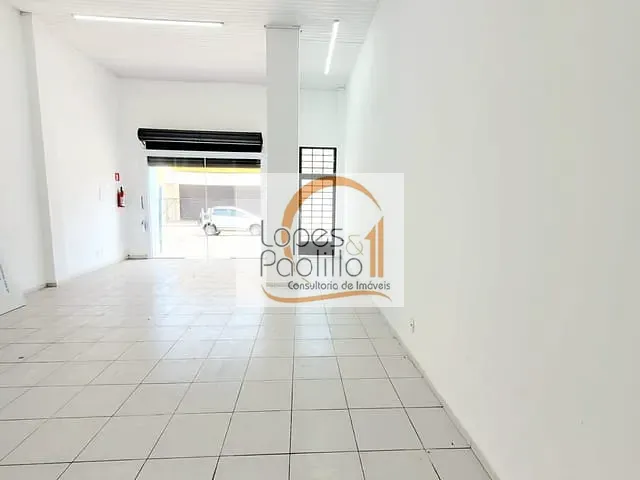 Loja com 150m², para alugar, no bairro Centro em Atibaia