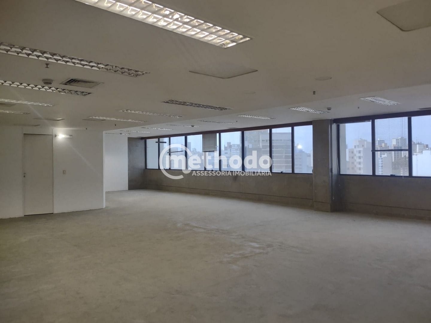 Loja-Salão, 230 m² - Foto 2