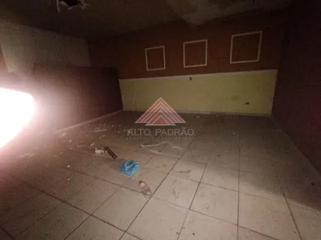 Loja com 500m², para alugar, no bairro Vila Bocaina em Mauá