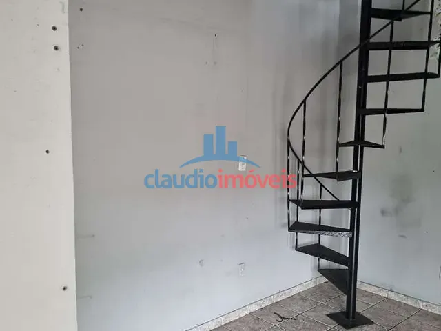 Loja para alugar, no bairro Centro em Barra Mansa