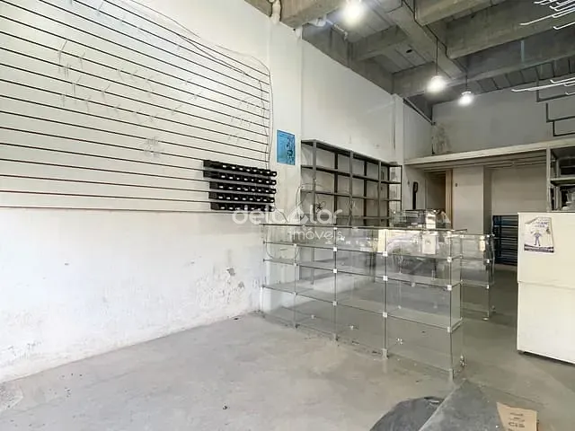 Loja com 40m², para alugar, no bairro São João Batista (Venda Nova) em Belo Horizonte