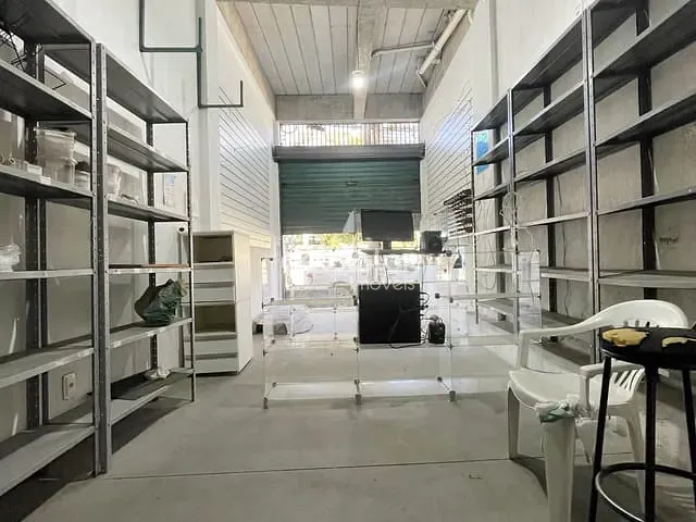 Loja com 40m², para alugar, no bairro São João Batista (Venda Nova) em Belo Horizonte