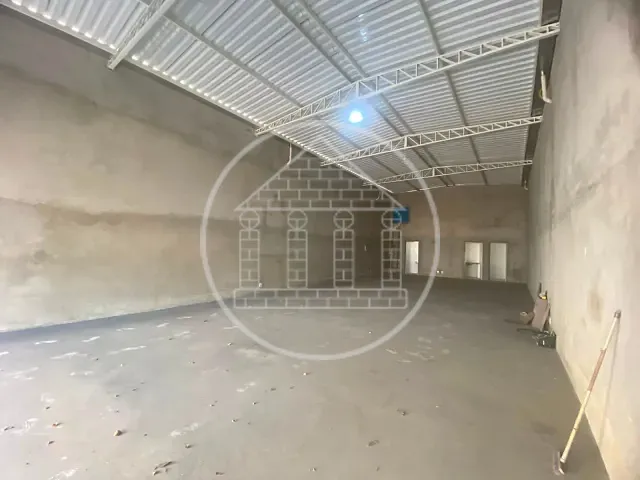 Galpão / Barracão com 227m², para alugar, no bairro Jardim Cruzeiro em São Paulo