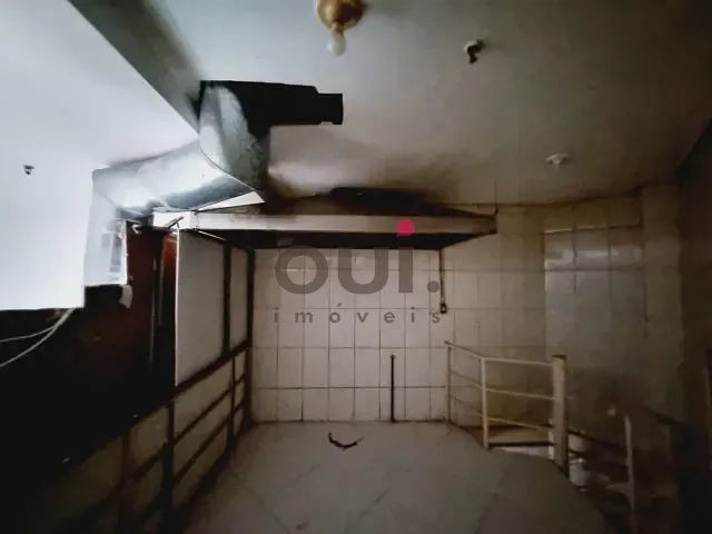 Loja à venda ou para alugar, no bairro Barra Funda em São Paulo