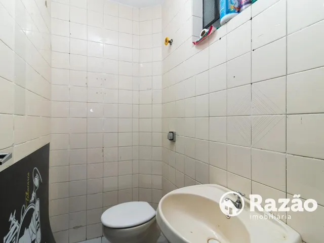 Loja para alugar, no bairro Boqueirão em Curitiba