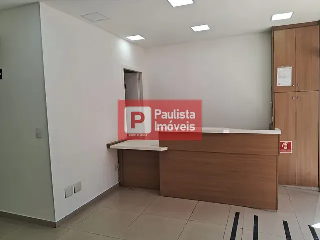 Loja com 120m², para alugar, no bairro Campo Belo em São Paulo