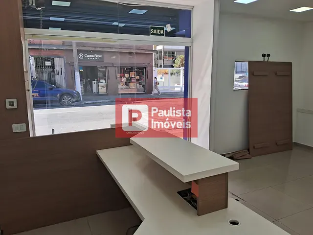 Loja com 120m², para alugar, no bairro Campo Belo em São Paulo