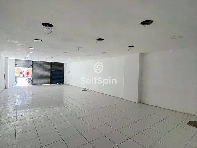 Loja com 420m², para alugar, no bairro Centro em Niterói