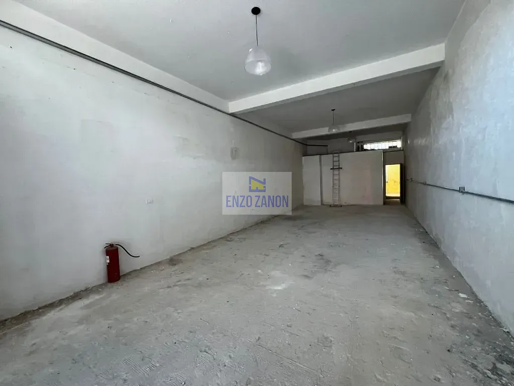 Loja-Salão, 105 m² - Foto 1