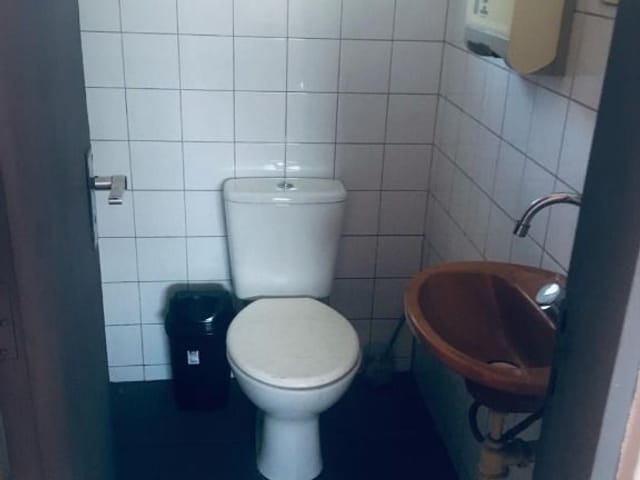 Loja com 164m², para alugar, no bairro Jardim Bonfiglioli em São Paulo